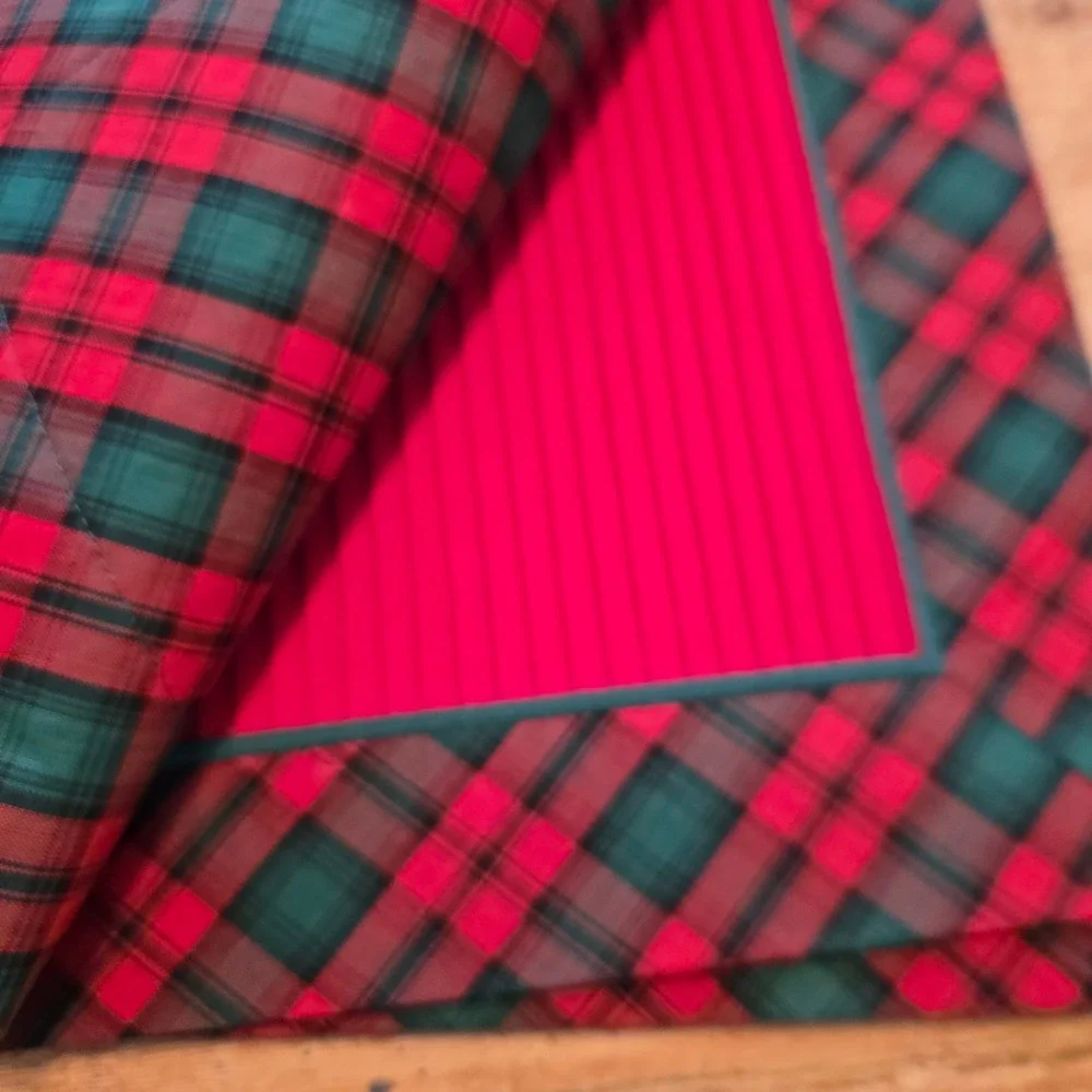 Vintage Holiday Placemats Set of 4 Red Green Plaid Tartan Christmas Traditional